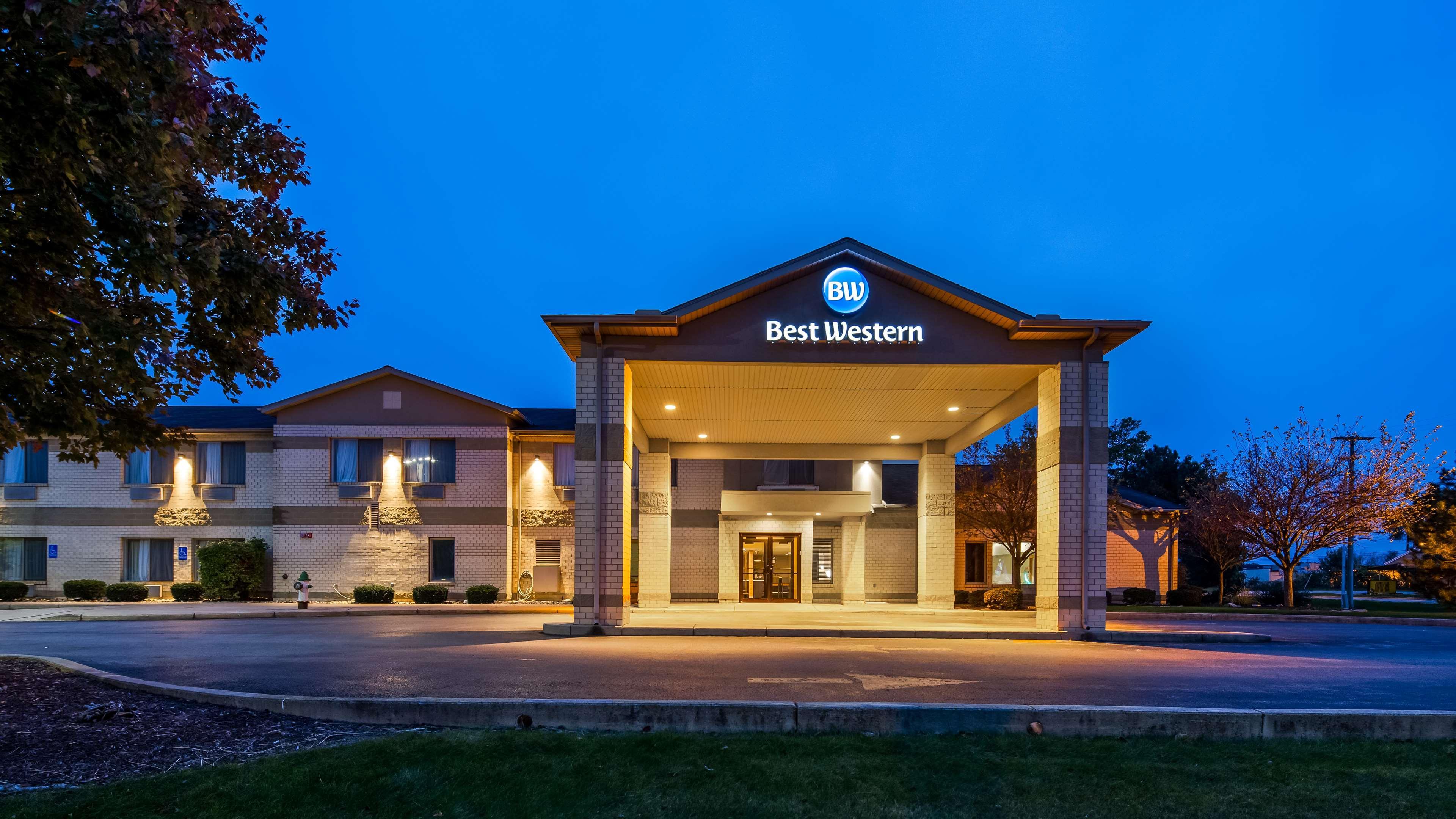 Best Western Fostoria Inn And Suites Exterior photo